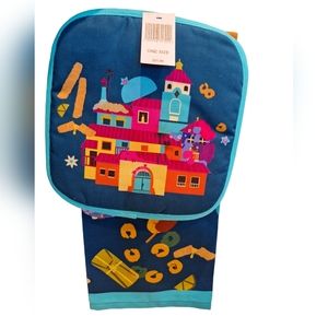 Disney Parks Epcot 2023 Food & Wine Festival ENCANTO 2 Piece Kitchen Towel Set